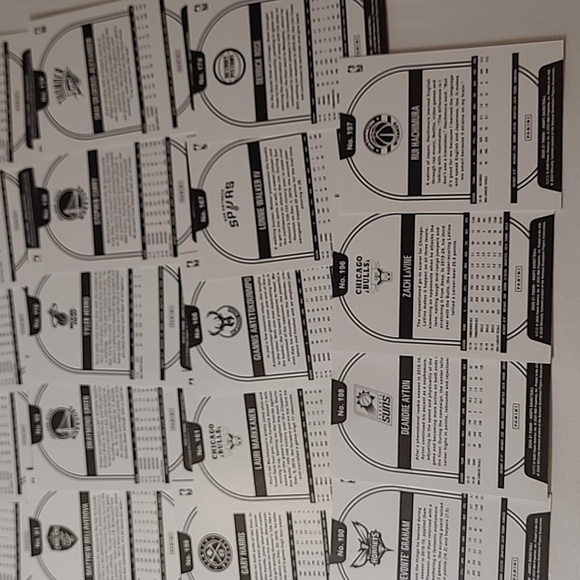 NBA HOOPS  2020-21 PANINI- HOOPS BASKETBALL Card 39 pcs - Picture 11 of 11